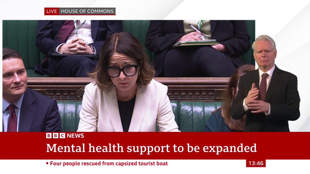 The government's new "Youth Guarantee" scheme ensures "every young person is earning or learning", Work and Pensions Secretary Liz Kendall tells the Commons "In return for these new opportunities, you have a responsibility to take them up," she adds