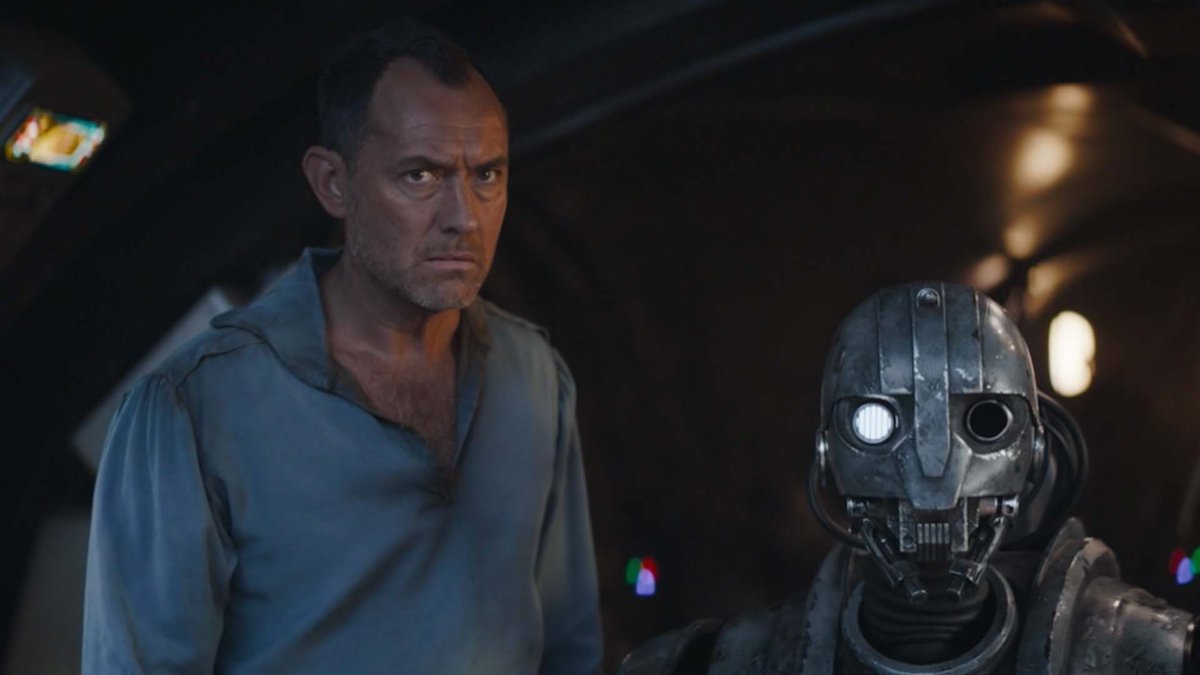Jude Law stars in an all-new Star Wars adventure. On Dec 2, catch a special two-episode screening of #SkeletonCrew at select theaters. Get your free tickets now: