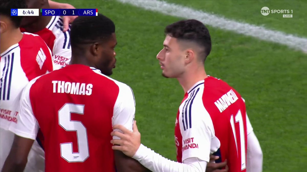 Gabriel Martinelli fires Arsenal ahead early on in Lisbon 🤩 📺TNT Sports & discovery+ UK
