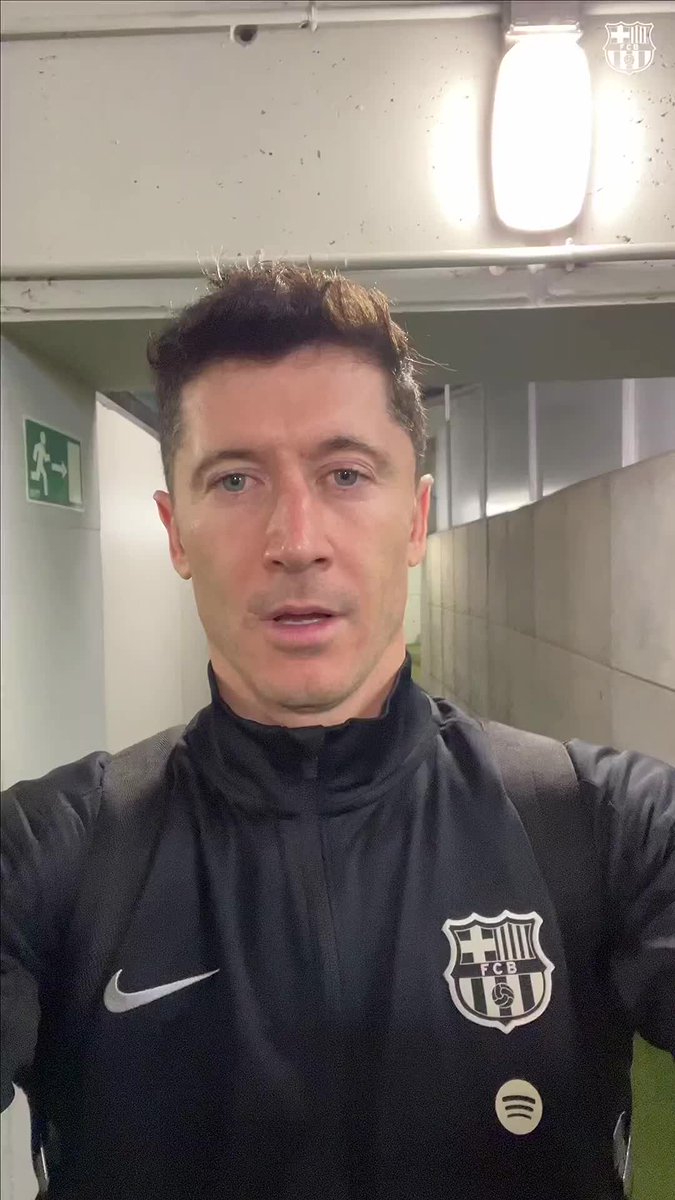 Robert Lewandowski would like a word with you, culers.