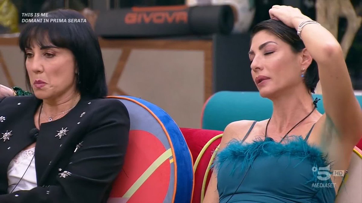 il #GrandeFratello ha deciso che Pamela e Ilaria continueranno a giocare in coppia. #GrandeFratello