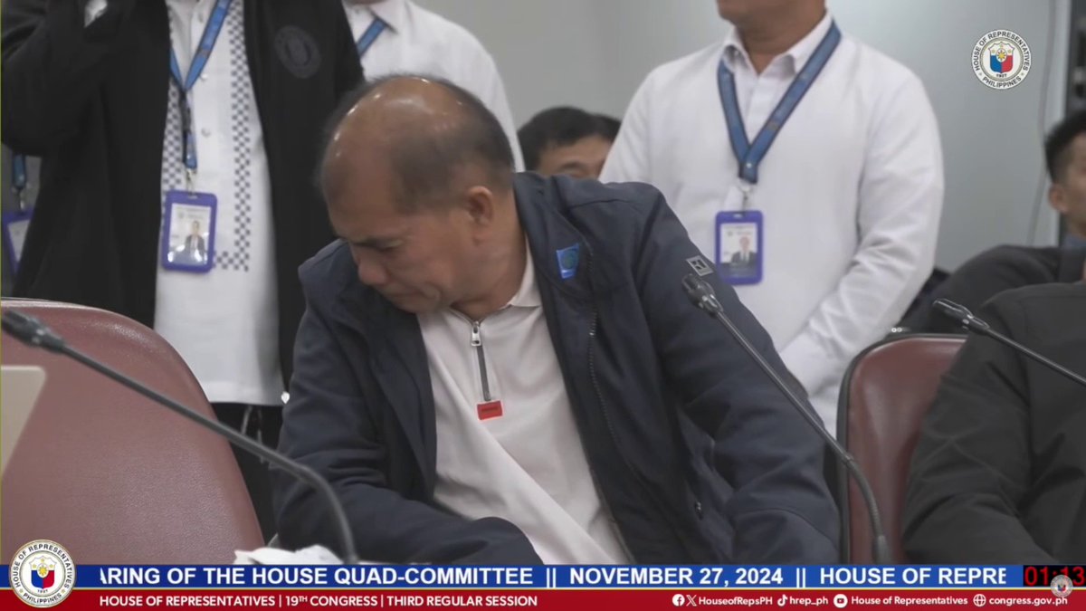 Ipinaalam ni dating Mexico, Pampanga Mayor Teddy Tumang sa House Quad-Committee sa pagdinig nito ngayong Miyerkules, Nobyembre 27, na sumama ang kaniyang pakiramdam. Saglit na sinuspinde ang pagdinig para suriin ng doktor ng Kamara ang kalagayan ng dating alkalde.