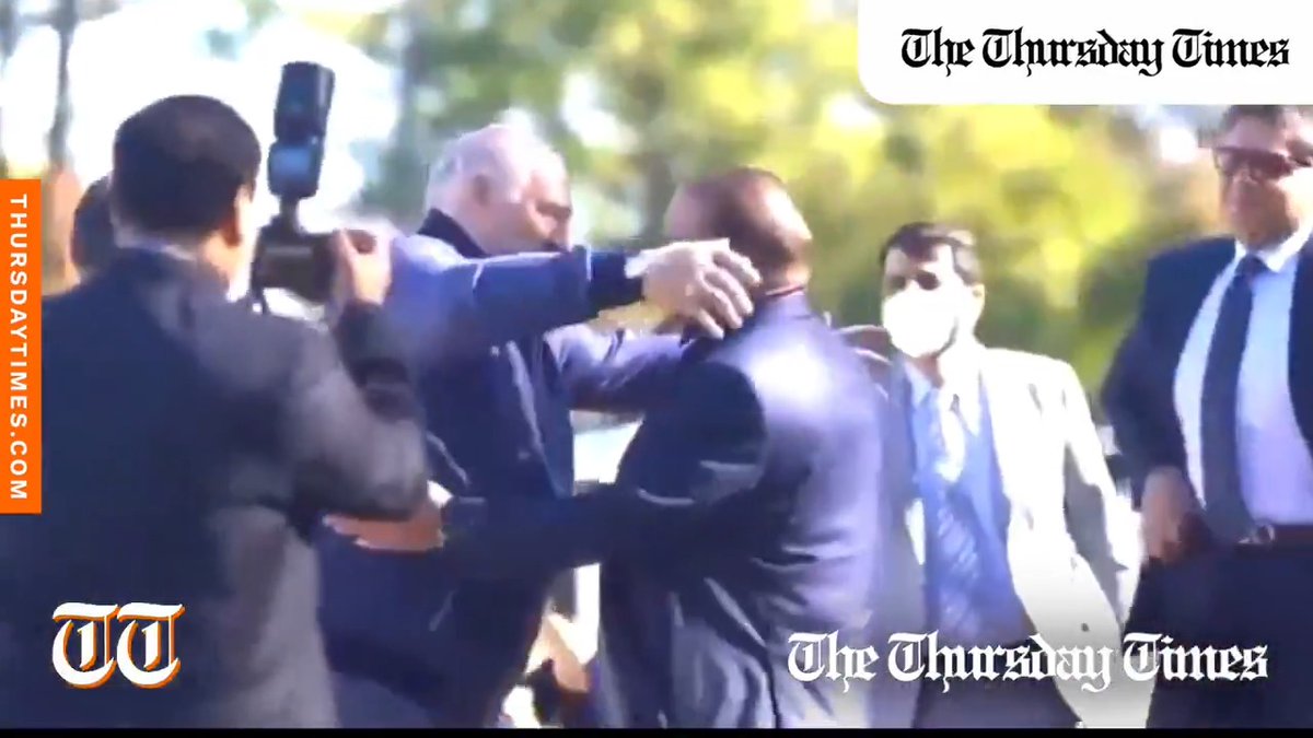 منجی کا ترٹ گیا ہے پاوا خبر اور ناظرین میاں محمد نوازشریف بیلاروس کے صدر نال پپیاں اور جپھیاں پارہے ❤️