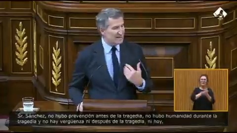 #EnDirecto | Feijóo a Sánchez: "Habla de codicia. Codicia es vivir en un palacio a costa de los españoles y aún así tener la necesidad de hacer negocietes con un máster y llevarse el dinero a su casa. Eso es la codicia"