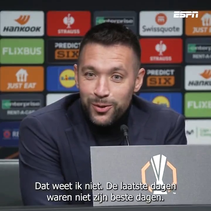 ⏳ Het is nog altijd de vraag of Wout Weghorst morgen naar Spanje afreist. "Om verdere besmettingen te voorkomen reisden we met mondmaskers." 😷 #rsoaja