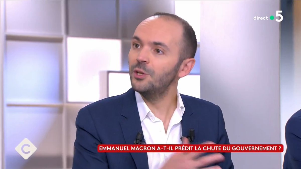 “C’est la première fois que le compte X de l’Élysée dément l’information d’un journaliste en France, et c'est à la demande du Président. Il a dit : “Si vous ne le faites pas, je le fais avec mon compte perso.” - Thomas Soulié Chute du gouvernement démenti par l’Élysée #CàVous