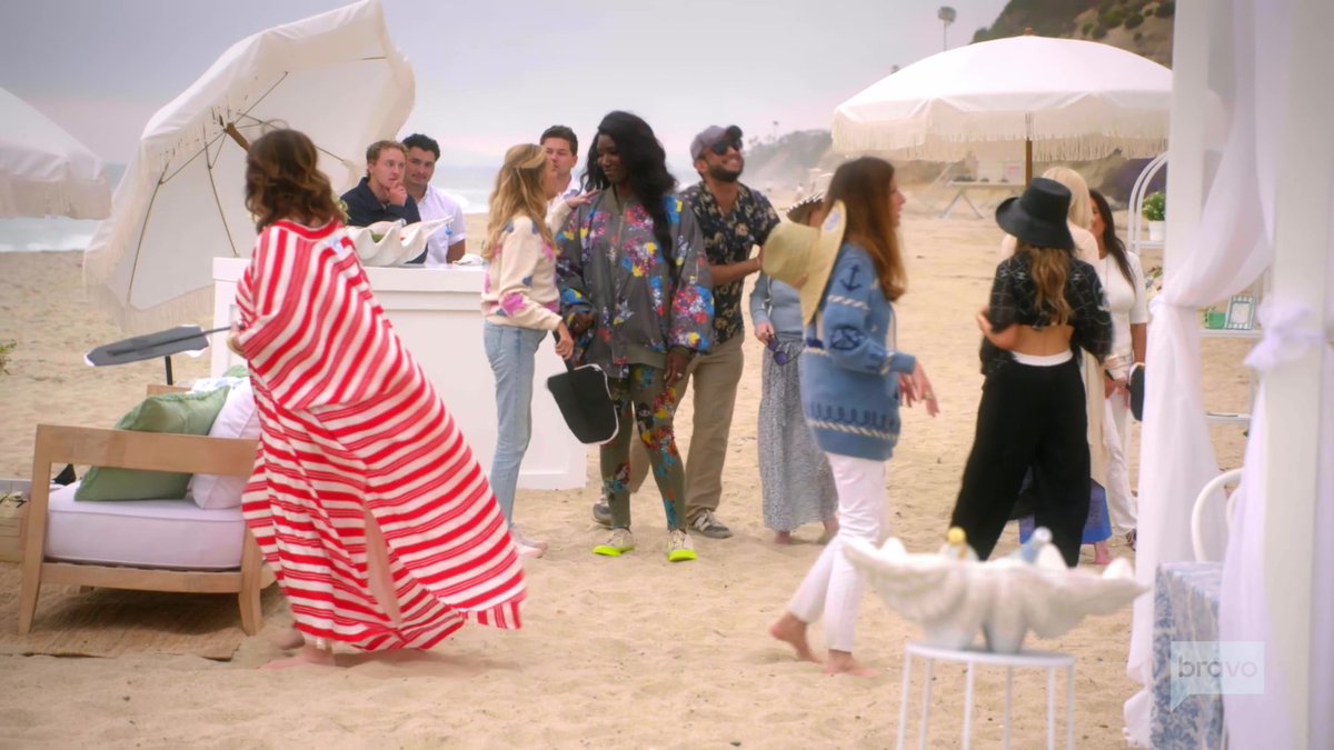 #RHOBH Season 14, Episode 3 SNEAK PEEK. All new, Tuesday 8/7c on @Bravotv. (Source @Bravotv NBCUniversal)