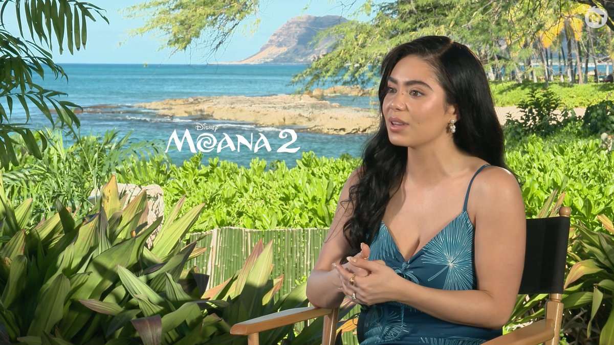 Auliʻi Cravalho talks about Dwayne Johnson reprising his role as Maui in the live-action #Moana.