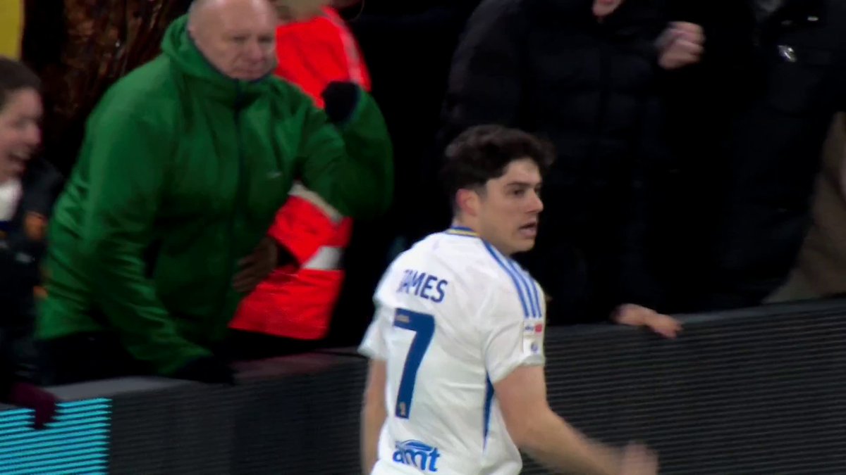 "That's a man in confidence" 😤 Dan James with a lovely finish for Leeds ⚪
