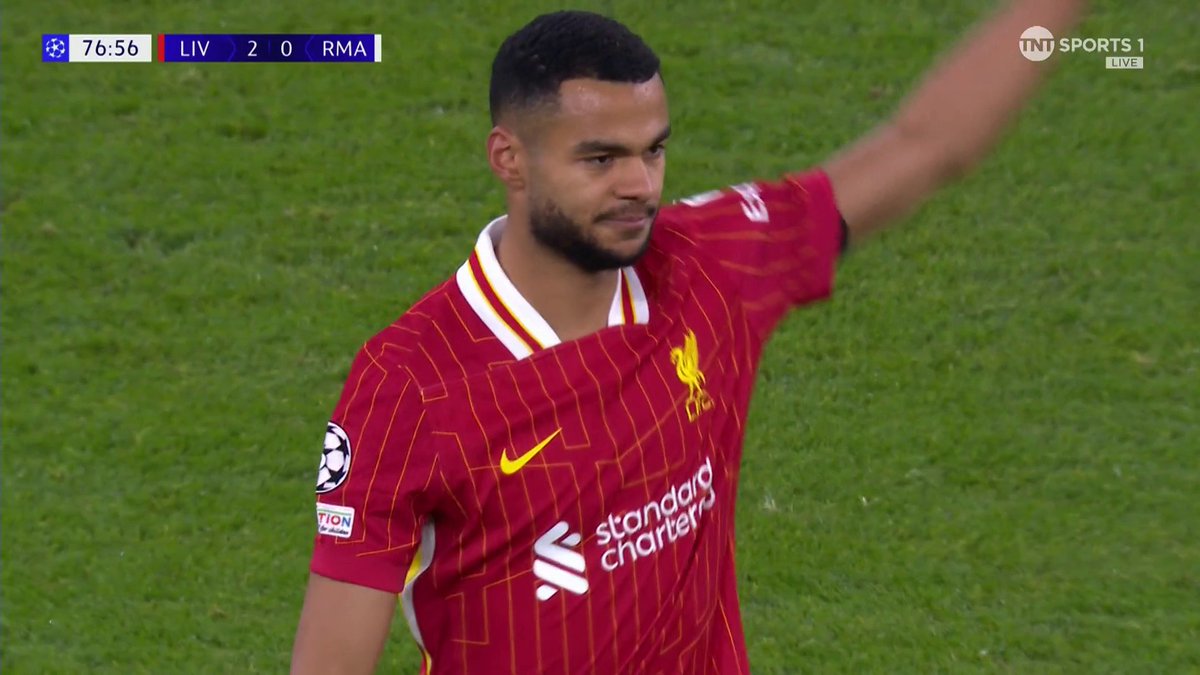 Liverpool DOUBLE their lead! Cody Gakpo comes off the bench to score a towering header 💥 📺 TNT Sports & discovery+ UK