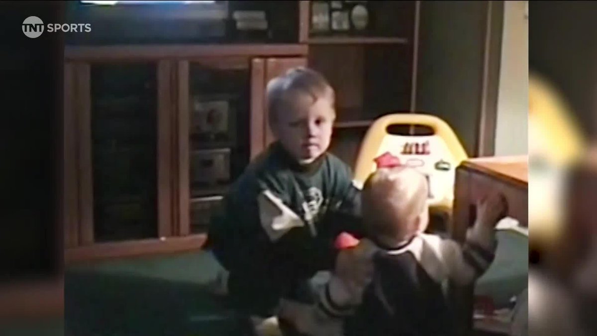 The Raddysh brothers just had a net-front battle but we found footage of their first net-front battle (as infants) 😭