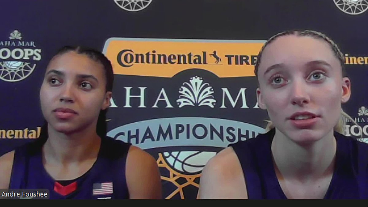 Paige Bueckers to Azzi Fudd: "You haven't done media in like two years" 😭