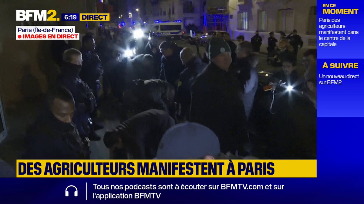 💬"Un ras-le-bol général" Des agriculteurs construisent actuellement un mur de parpaing devant l'INRAE, à Paris, pour protester contre l’accord de libre-échange entre l’UE et le Mercosur