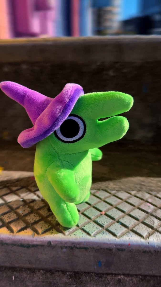 You blackmailed, we answered. Official Glep Plushies™ dropping on Amazon tomorrow @ 1pm 🔗 #smilingfriends #glep