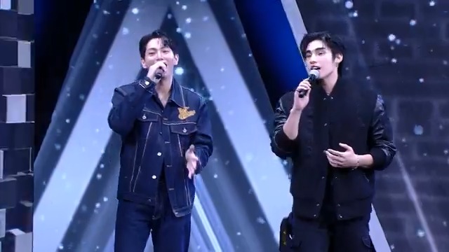 เพลง ฝนตกไหม - อัพ ภูมิพัฒน์ & ภูมิ ภูริพันธ์ Feat. นักร้องหลังกำแพง #TheWallSong #ร้องข้ามกำแพง #Workpoint23 #ร้องข้ามกำแพงxอัพภูมิ