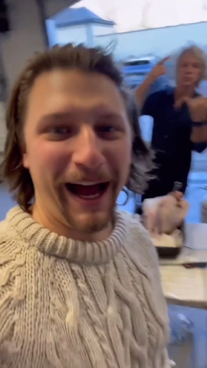 Air fried turkeys for the win!! Happy Thanksgiving everybody