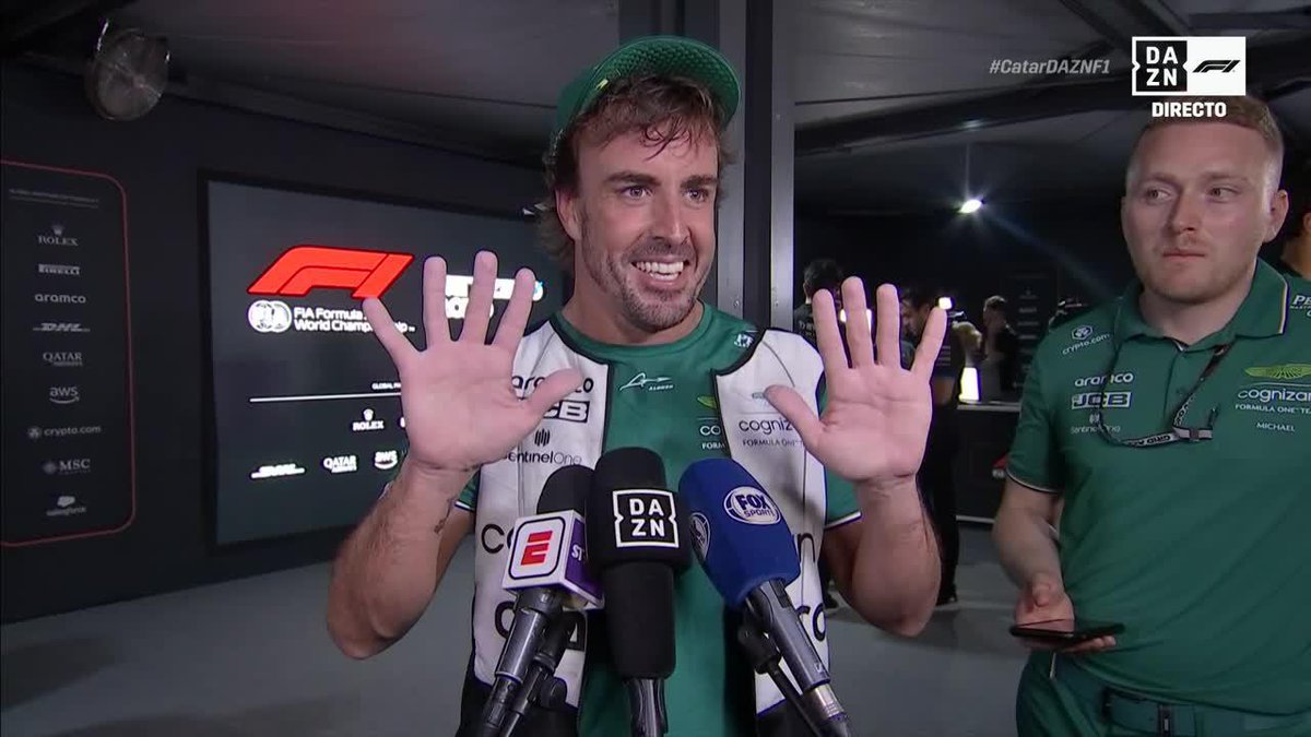 Esto que pelotas fue? Todos los pilotos muriéndose de deshidratación... Alonso con 43 años: Sudao🖐️😁🖐️