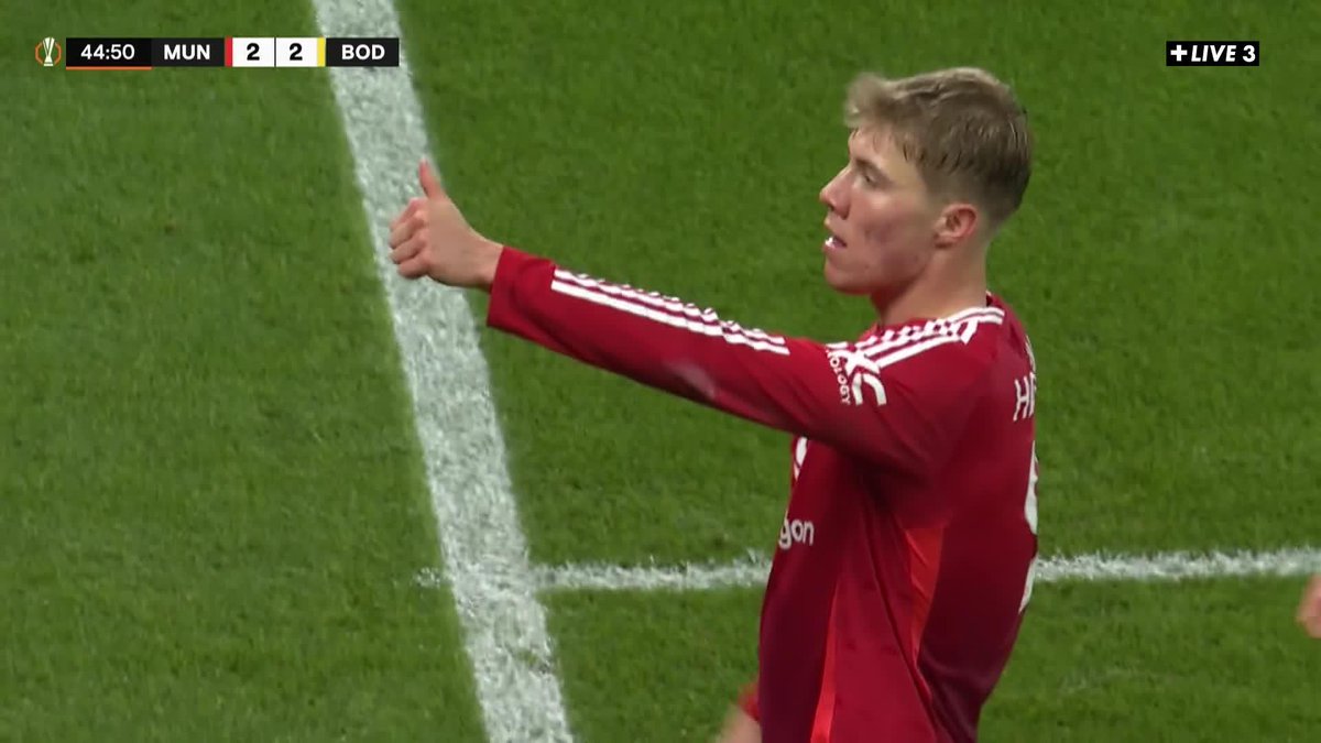Høljund remet United dans le match ! Très beau numéro du buteur danois contrôle aérien - volée 🥵 #UEL