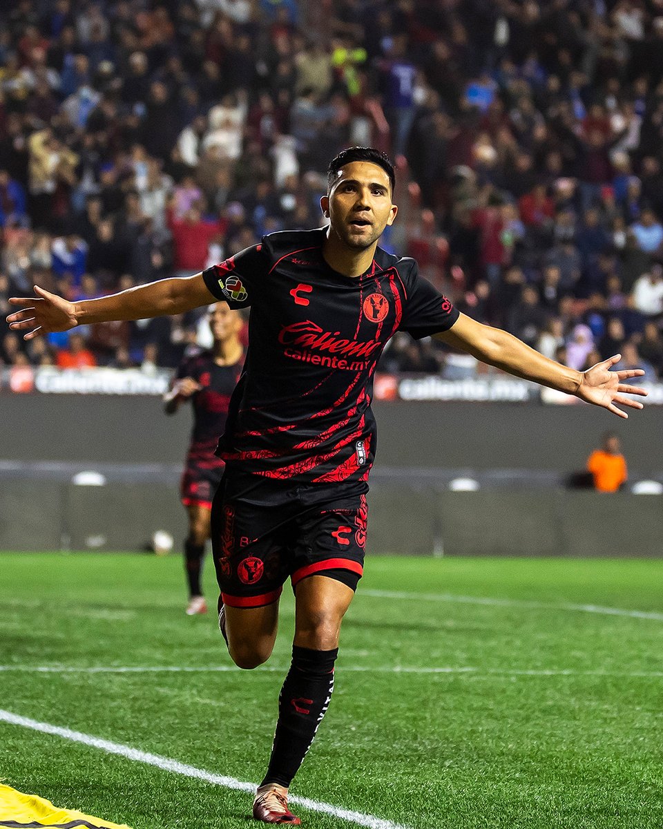 ¿Cómo me tatúo este video? 🤩 #FuerzaTijuas 🐕