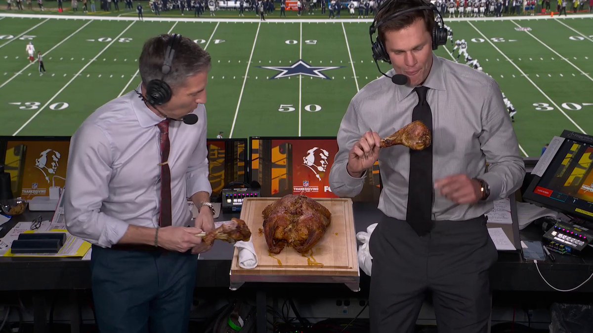 .Tom Brady tries a "Turducken" for the first time!! 😂