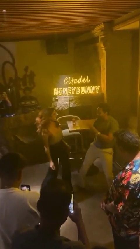 #Samantha & #VarunDhawan Groove to #NainMatakka ๐๐บ