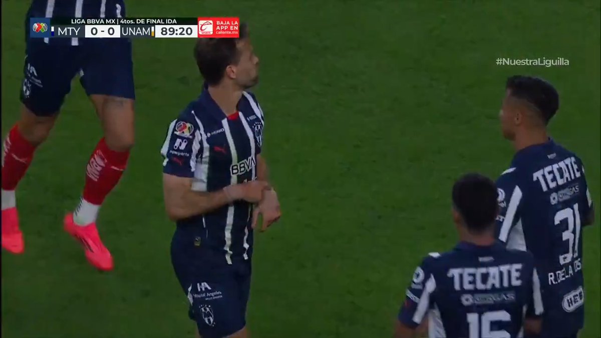 🇵🇱 Otro penalti imparable de Canales que le da el triunfo a Rayados. En el minuto 89 y donde nunca puede llegar el portero. NADIE ha metido más goles que él en la Liga MX en 2024 (16). Son seis tantos en sus últimas nueve apariciones en el Apertura.