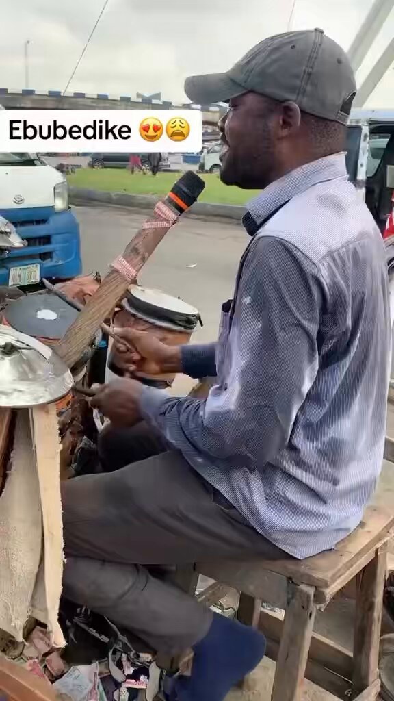 Wetin con be this one like this ? 🤦‍♂️ 😂