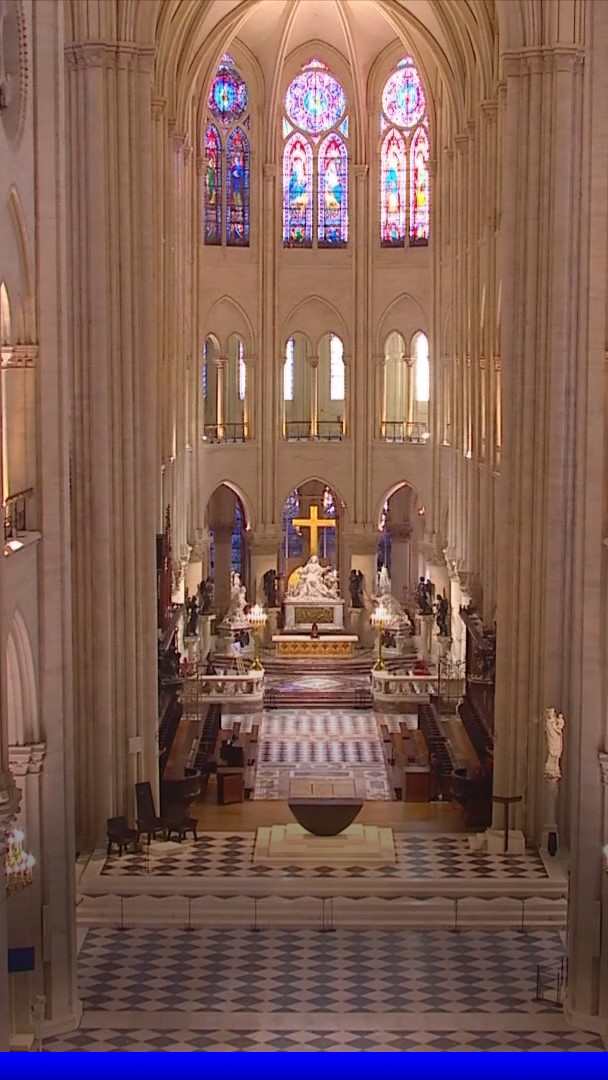 🗨 "C'est sublime" Les premières images de l'intérieur restauré de Notre-Dame de Paris
