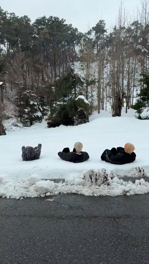 Hangyul zai junhyuk the dumb dumber and dumbest trio 😭🤏