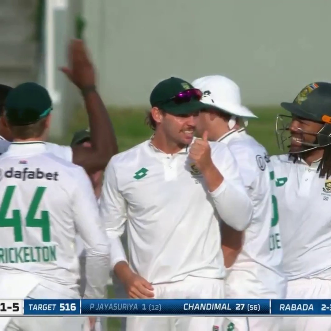 "Tony de Zorzi, stop that" 🤯 Tony de Zorzi celebrates like Cole Palmer after his stunning catch for South Africa ✨
