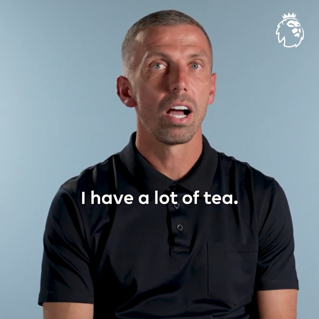 🏀 Which other sports team would you love to manage? 💭 What's the strangest work-related dream you've had? 😅 Do you have as much tea as Gary O'Neil? Get to know Premier League managers a little bit better, with On The Spot...