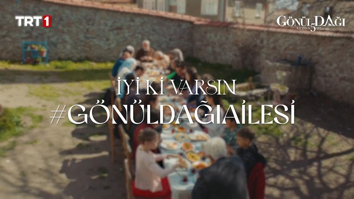 “Bir amacı olmalı insanın önce, öyle demişti Ciritçi Abdullah sonra da bir ailesi olmalı dedim ben. Sırtını yaslayabileceği bir ailesi olmalı…” İyi ki varsın #GönülDağıAilesi ❤️ #GönülDağı yeni bölümüyle yarın 20.00’de #TRT1’de! 📺 TRT 1