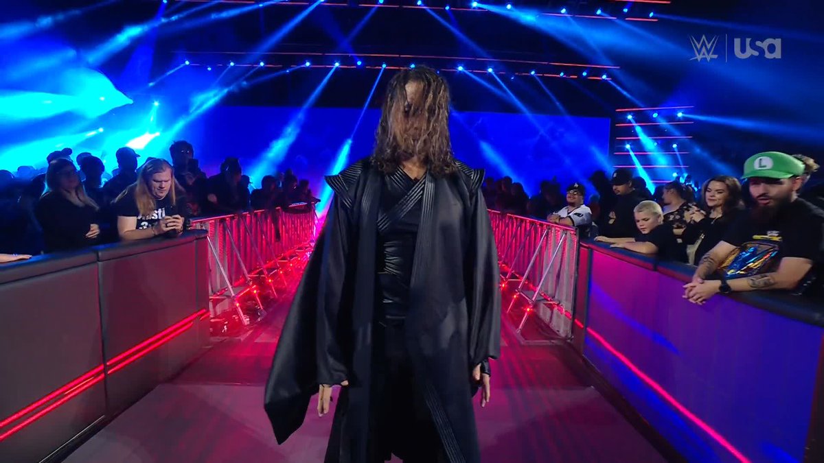 .Shinsuke Nakamura has arrived and he’s ready to take on “EL IDOLO” ANDRADE better than MJF!!!! #SmackDown