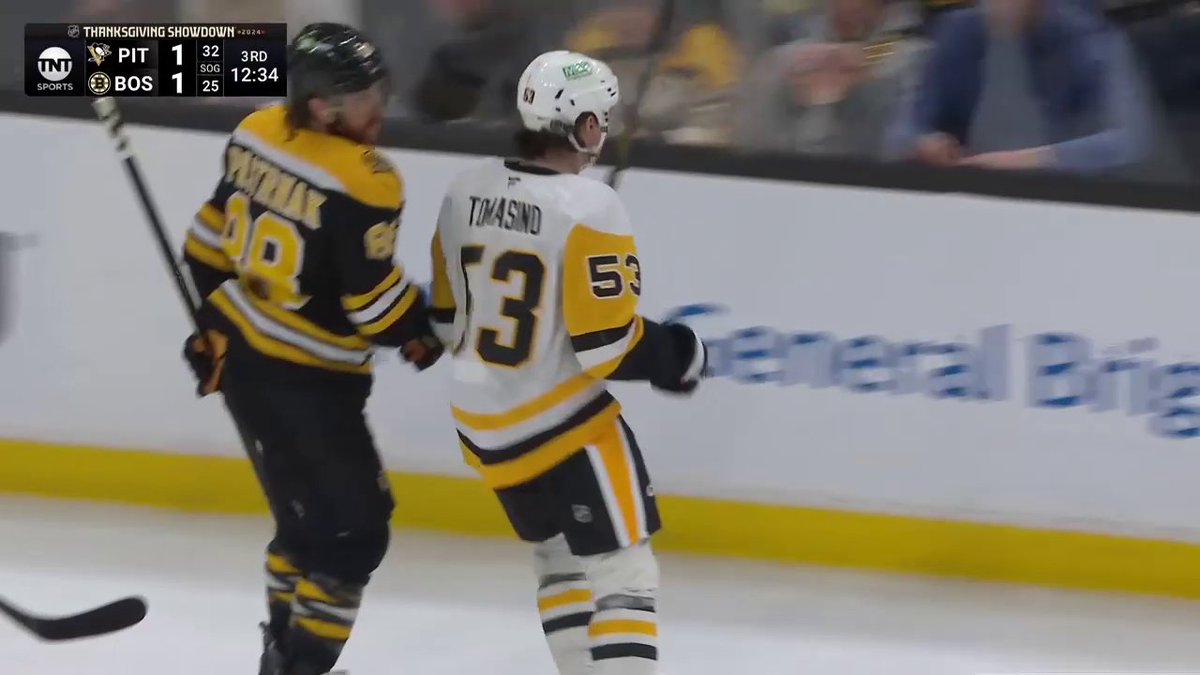 Tomasino's first with the Pittsburgh Penguins couldn't have come at a better time! 🐧 🇺🇸: NHLonTNT & Sports on Max ➡️ 🇨🇦: Sportsnet or stream on Sportsnet+ ➡️