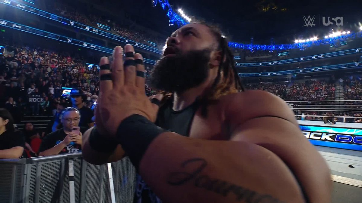 The New Bloodline secures the advantage at #SurvivorSeries #WarGames... 😳 #SmackDown