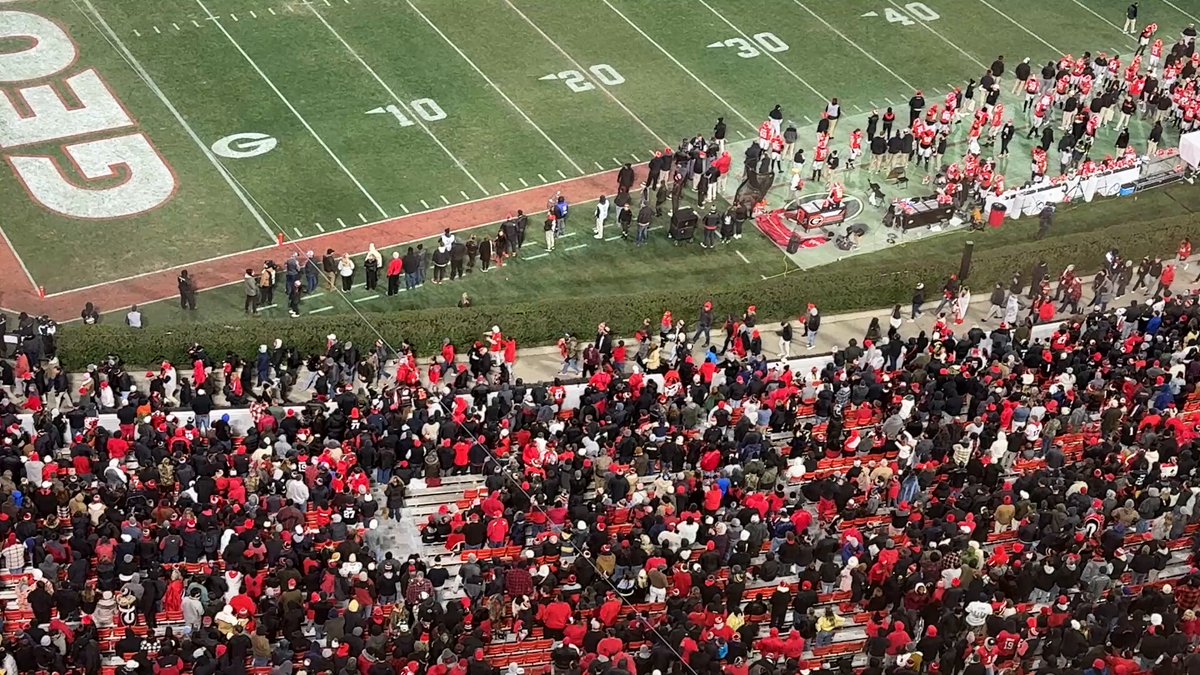 Haynes King touchdown . Tech leads 27-13 That td sending Georgia fans to the exits