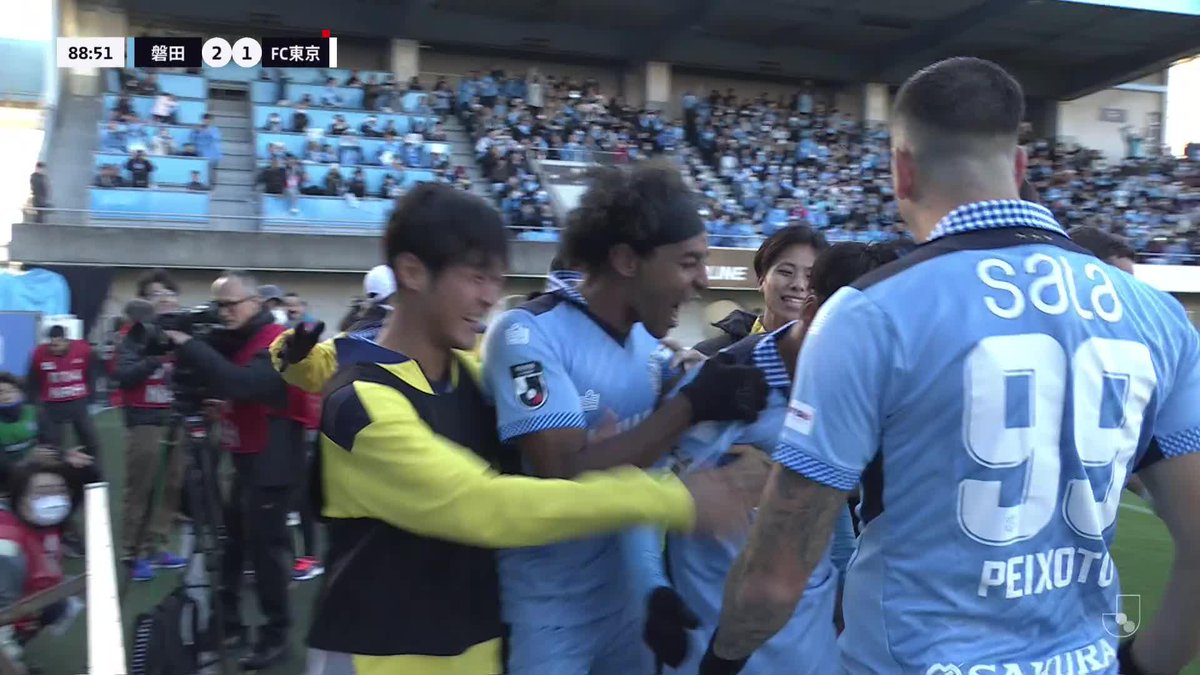サックスブルーのファンタジスタ #山田大記 J1残留へ望みを繋ぐ渾身のPK!💪 🎦 ゴール動画 🏆 明治安田J1リーグ 第37節 🆚 磐田vsFC東京 🔢 2-1 ⌚️ 89分 ⚽️ 山田 大記(磐田) #Jリーグ