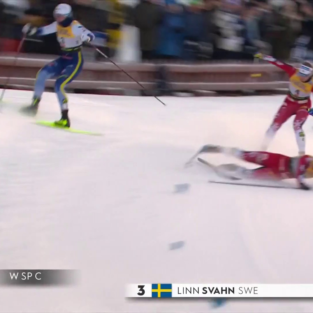 😮 Linn Svahn part dans le décor ! Heureusement, plus de peur que de mal pour la Suédoise... Le meilleur des sports d'hiver est sur Eurosport #ChaletClub