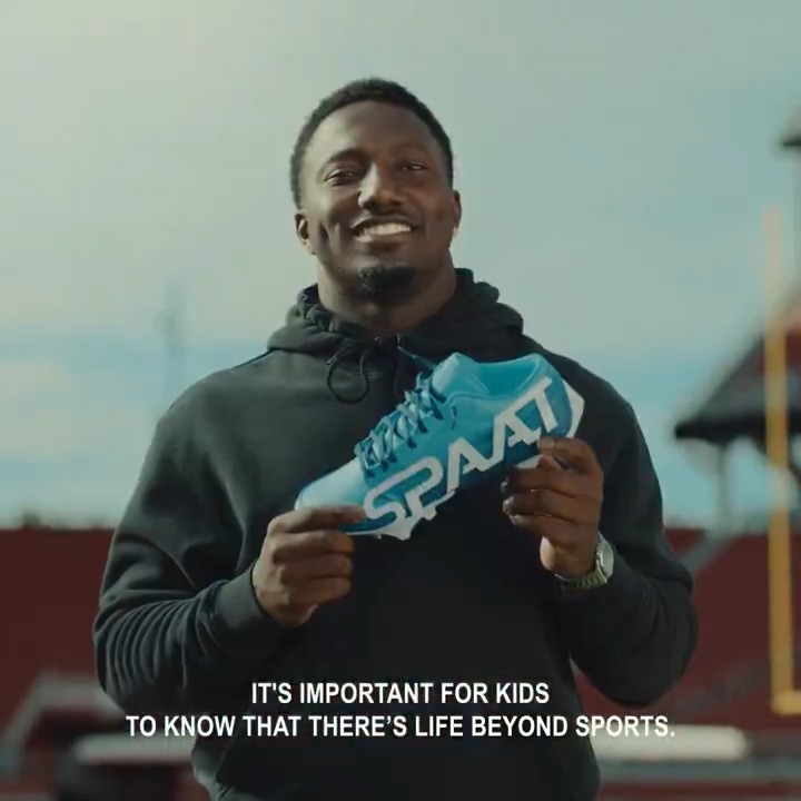 “It’s important for kids to know that there’s life beyond sports. SPAATup helps kids prepare for that.” During #MyCauseMyCleats, San Francisco 49ers WR Deebo is repping the Student Program for Academic & Athletic Transitioning in Oakland, CA 📚