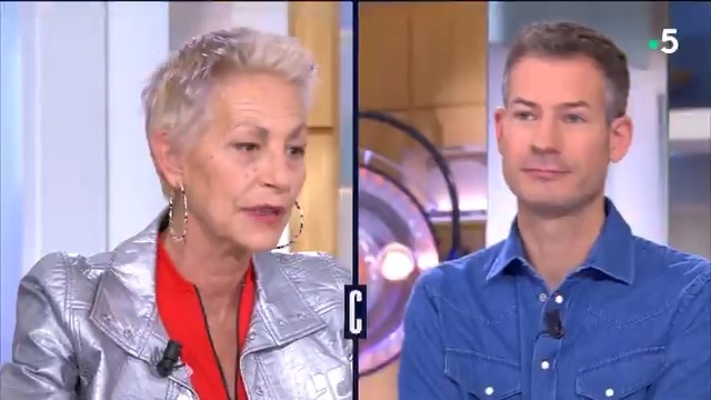 « Des photos prises en sous-vêtements par son père, à son insu, ce n’est pas rien. C’est un climat incestueux. C’est un tabou encore plus grand que le viol. » Viols de Mazan : Lio réagit à la colère de Caroline Darian dans #CLHebdo