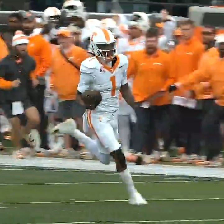 OFF TO THE RACES 💨 Tennessee Football x 📺 ABC