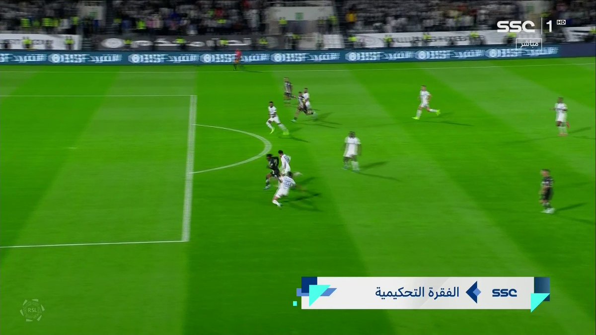 الخبير التحكيمي فهد المرداسي: - الدقيقة 44.. بطاقة حمراء صحيحة للاعب الهلال - الدقيقة 58.. بطاقة حمراء غير صحيحة للاعب الشباب #دوري_روشن_السعودي #الشباب_الهلال | #SSC