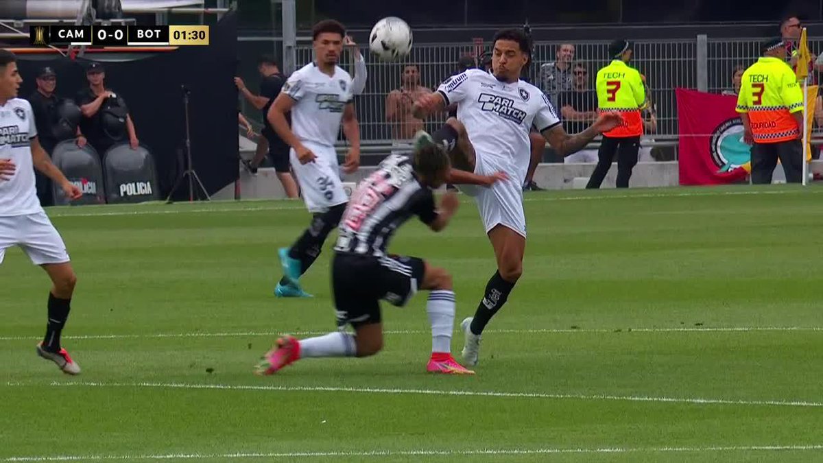 "Gregore": Porque el futbolista de #Botafogo fue expulsado en el primer minuto de la final de la #Libertadores