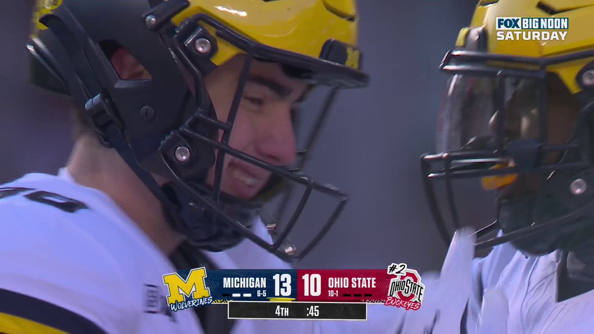 MICHIGAN TAKES THE LEAD WITH 45 SECONDS LEFT 😱 Michigan Football (brought to you by AT&T Business #ATTBusiness #NextLevelNetwork)