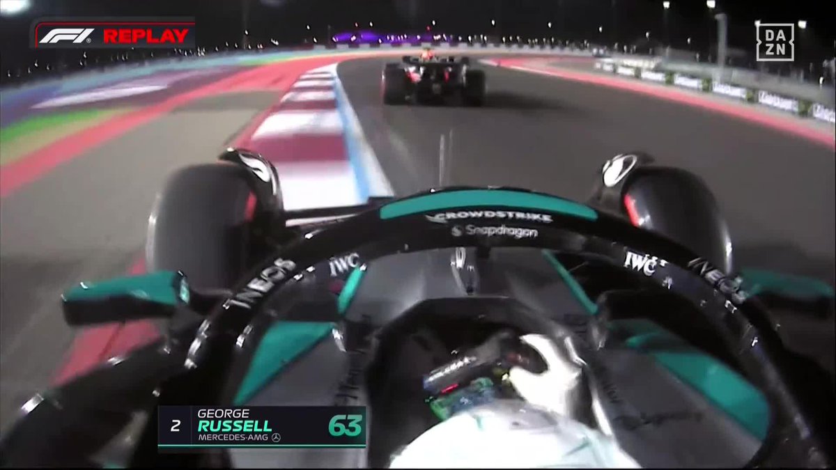 Por esto Verstappen pierde la pole 👀 👉 Max iba innecesariamente lento 👉 No es sancionado con 3 posiciones (penalización habitual) porque la FIA argumenta que Russell tenía una visibilidad clara y ninguno estaba en vuelta lanzada #CatarDAZNF1 🇶🇦