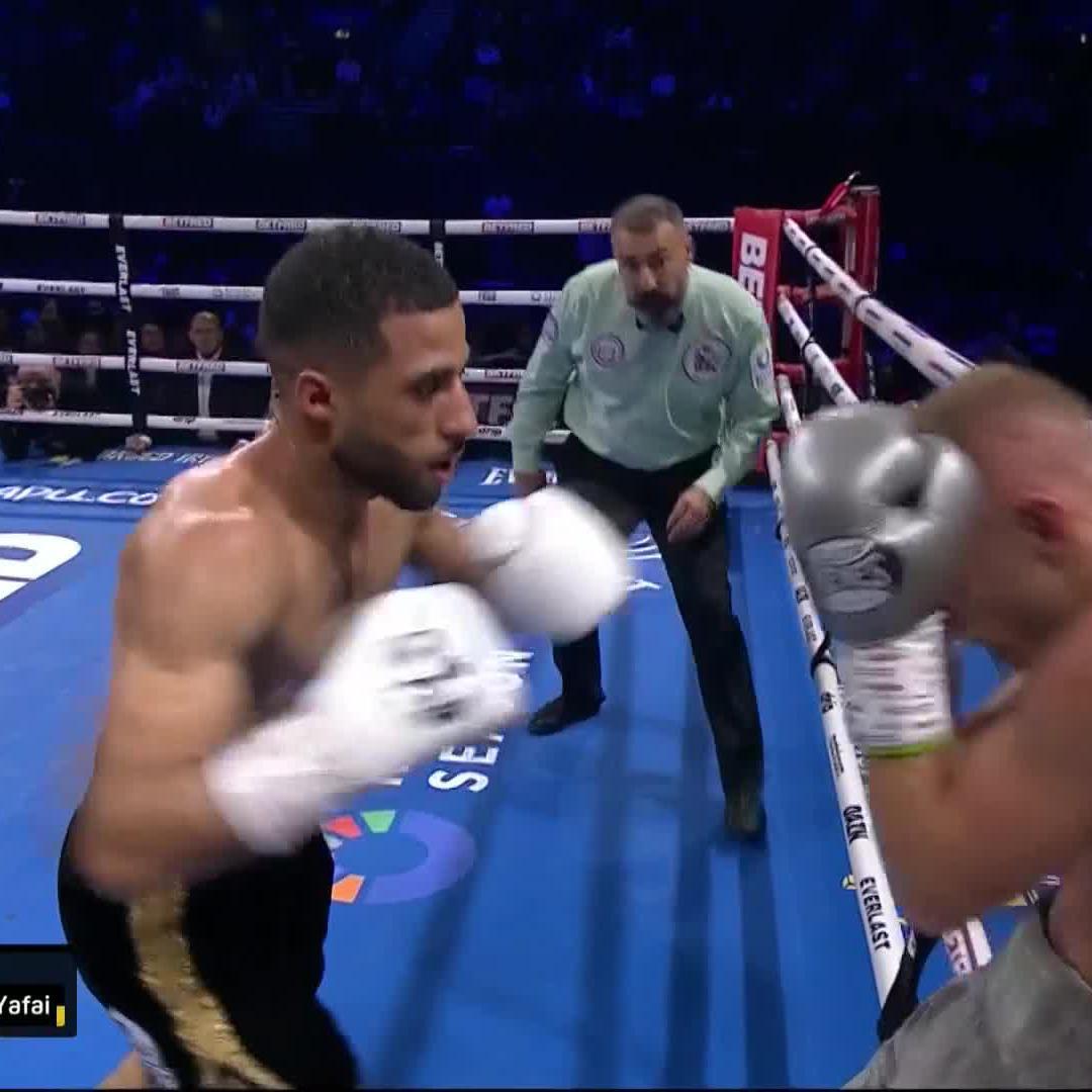 Galal Yafai STOPS Sunny Edwards 😱 #EdwardsYafai | Live on DAZN