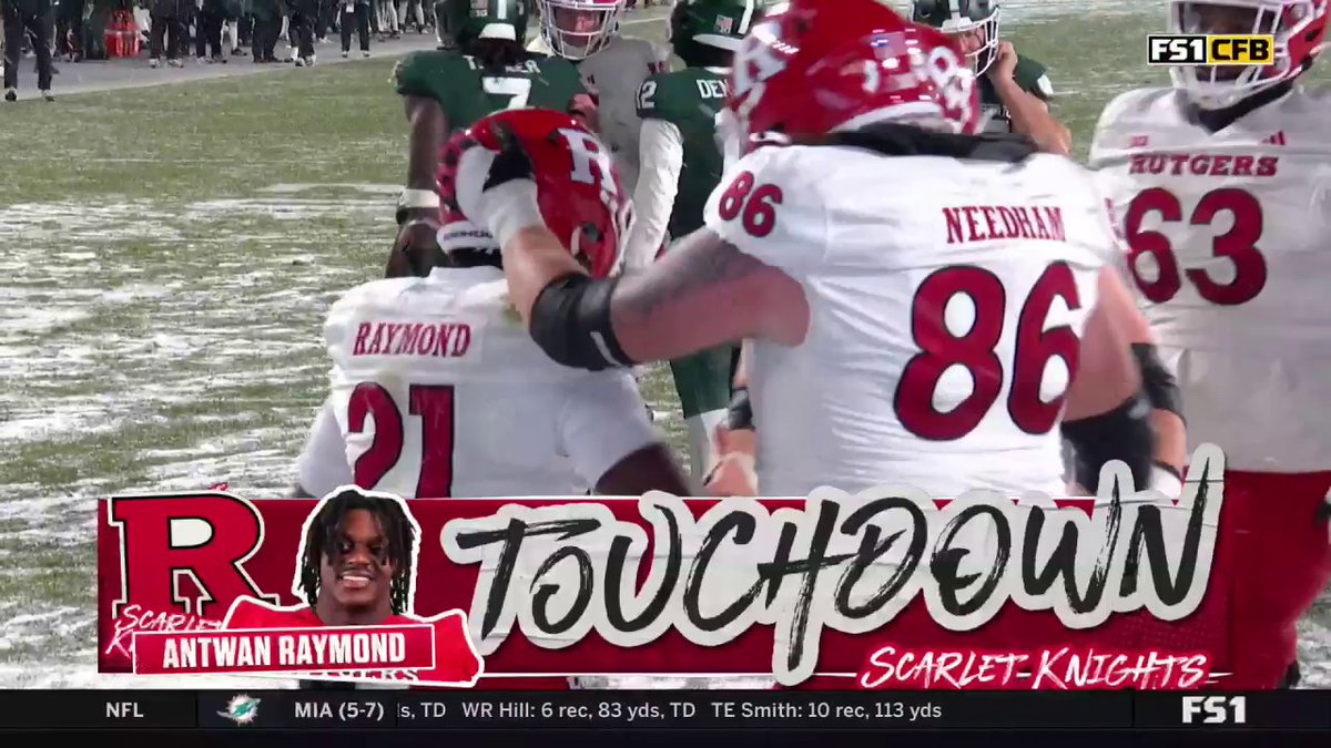 Everybody Loves Raymond 😏🏈 Antwan Raymond takes it to the house for another Rutgers Football 🪓 TD!