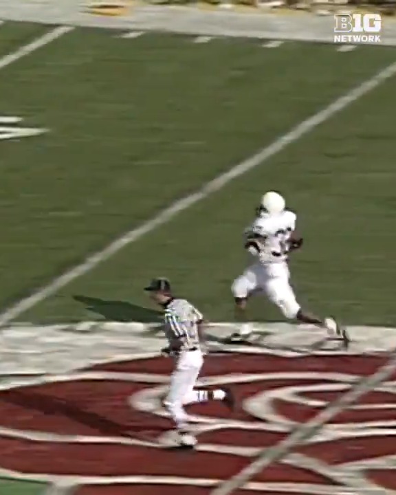 The last time Oregon and Penn State faced off? The 1995 Rose Bowl Game 🌹 Ki-Jana Carter took the first play to the house, and the Nittany Lions picked up a 38-20 win. #B1GFootball