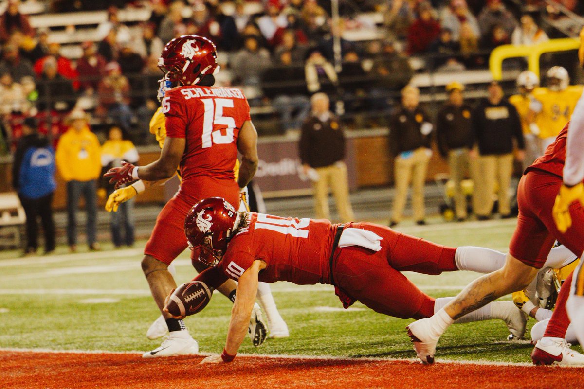 Over 3,000 pass yds &amp; 800 rush yds for John Mateer. Ted Robinson &amp; Ryan D Leaf - speaking truth! 🗣️⤵️ 📺 The CW Sports