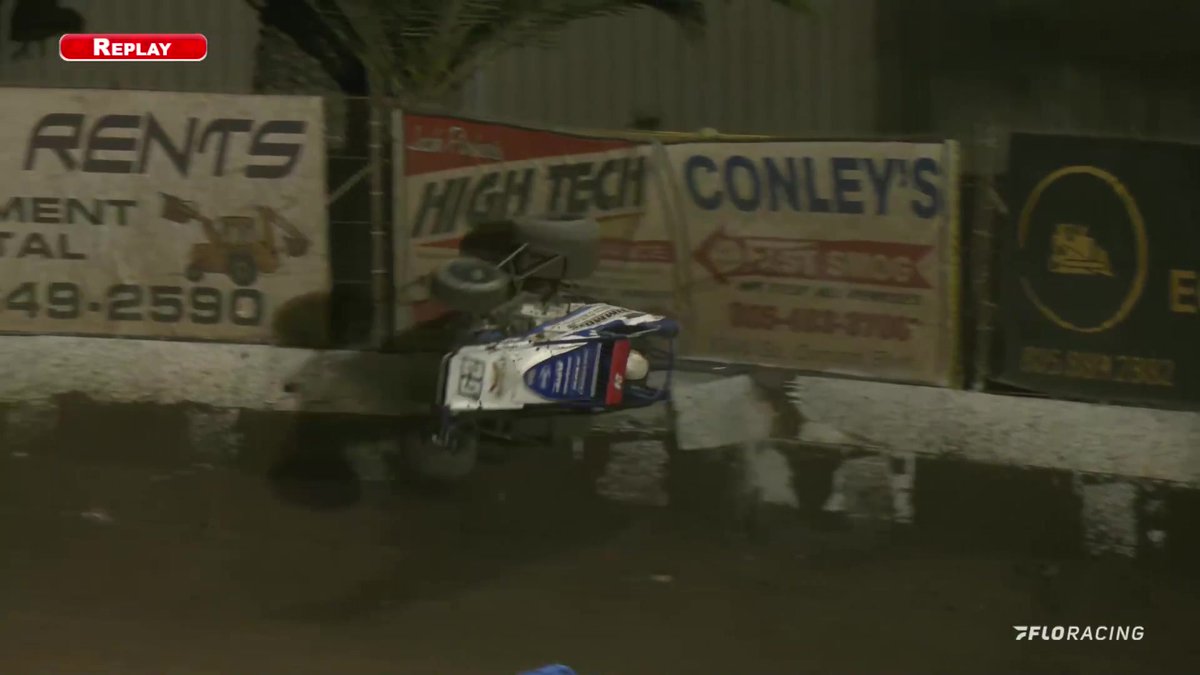 ๐ฅ Contact sends Ryan Timmons into the wall and upside down during the USCS Sprint Car feature at Ventura Raceway